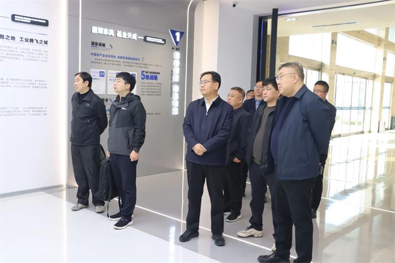 鞏義市委副書記、市長郭程明到明泰鋁業(yè)調(diào)研數(shù)智化建設(shè)工作